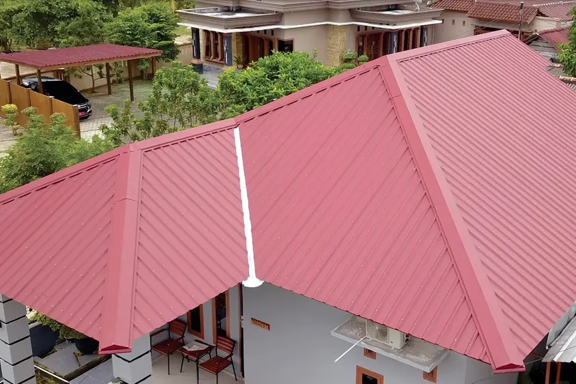 Atap Lapisan BlueScope Zacs Merah Gaharu